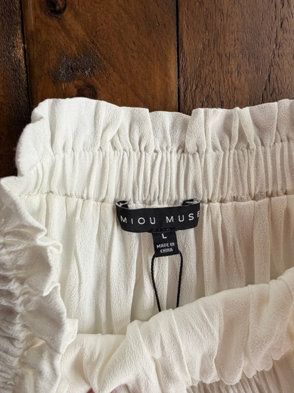 Miou Muse White Tiered Ruffle Mini Skirt | Lace Trim Boho Skirt NWT Size L - Picture 3 of 5